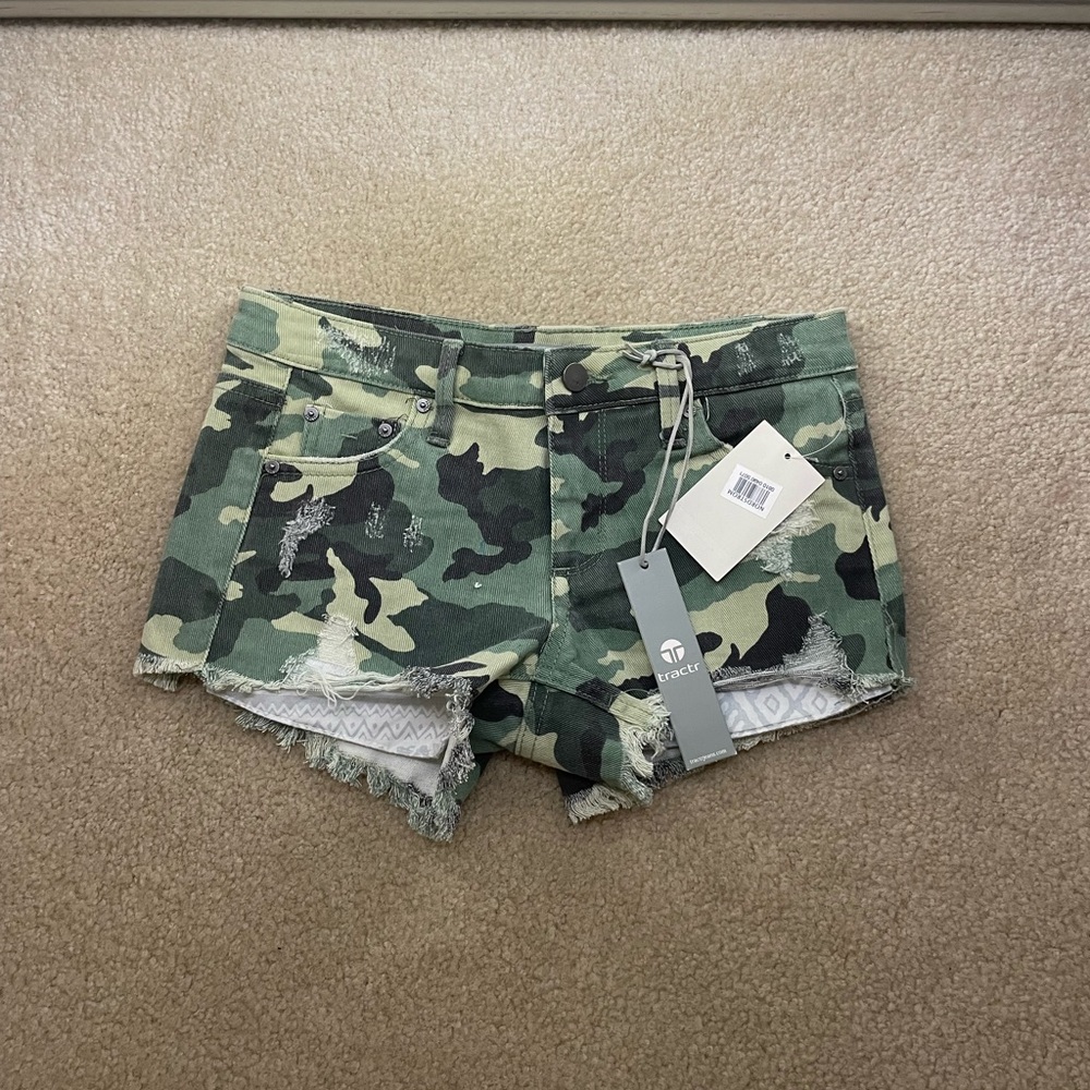 Tractr, 10(Girl), Green and Black